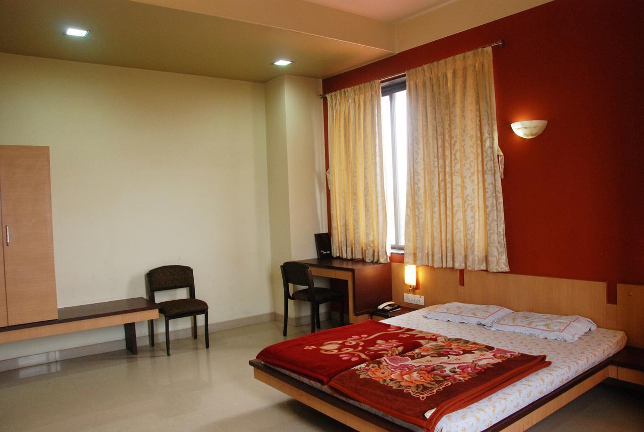 Hotel Lake View Satara Εξωτερικό φωτογραφία