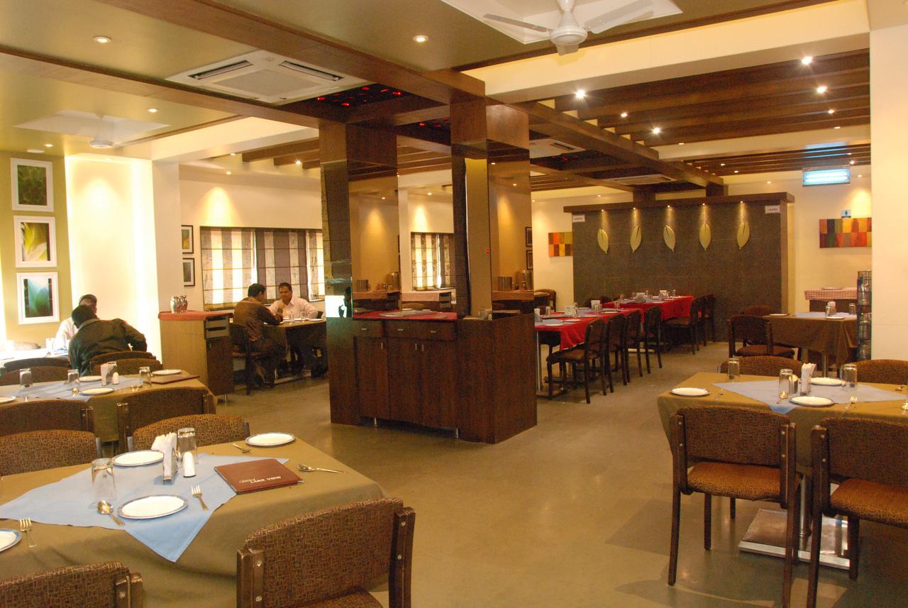 Hotel Lake View Satara Εξωτερικό φωτογραφία